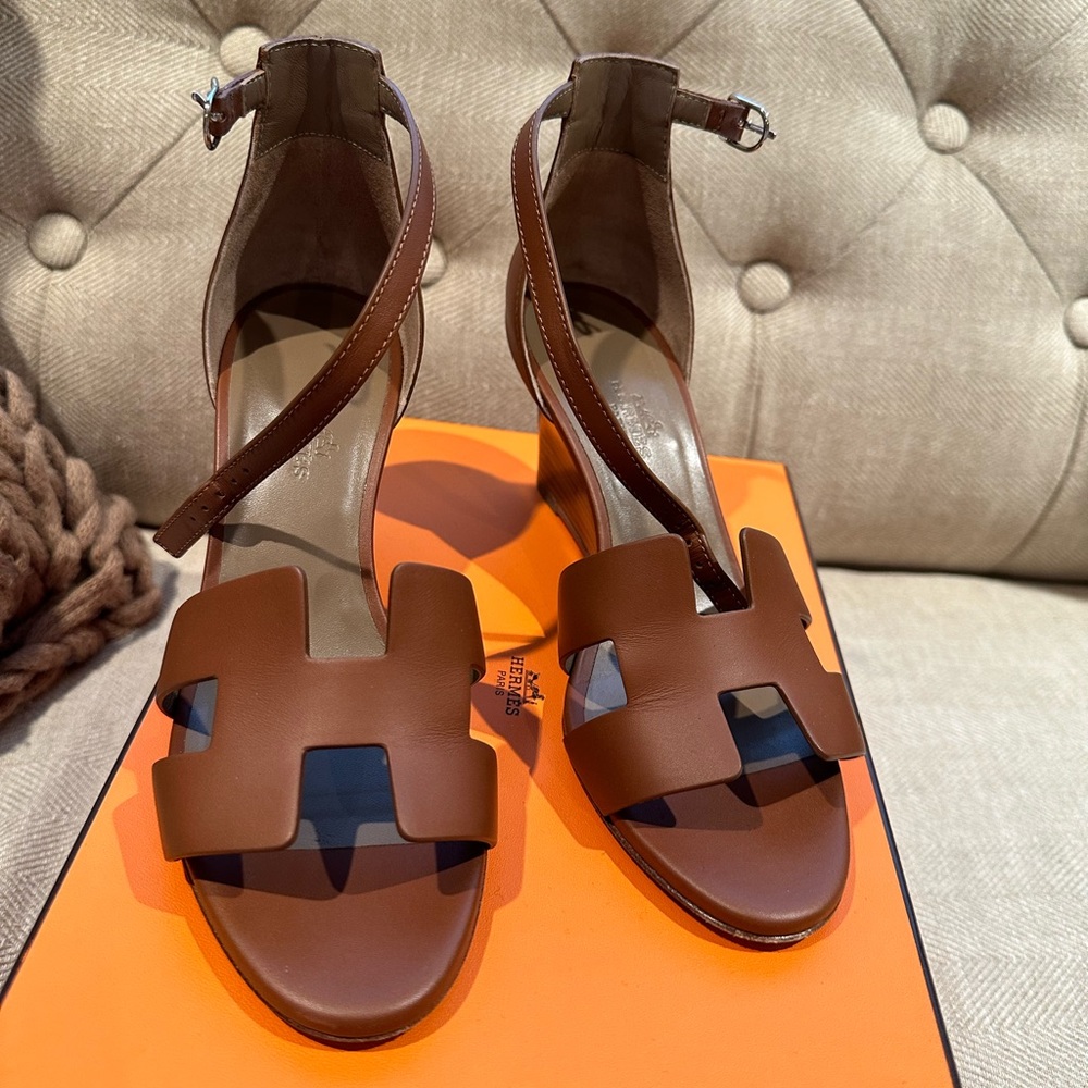Hermes Legend sandal